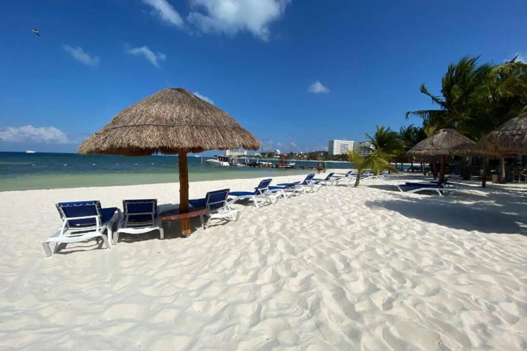 Oceanfront Condo Bm By Andiani Cancun Exterior photo