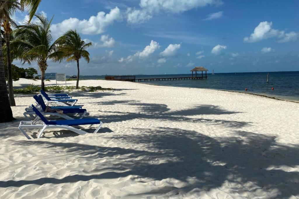 Oceanfront Condo Bm By Andiani Cancun Exterior photo